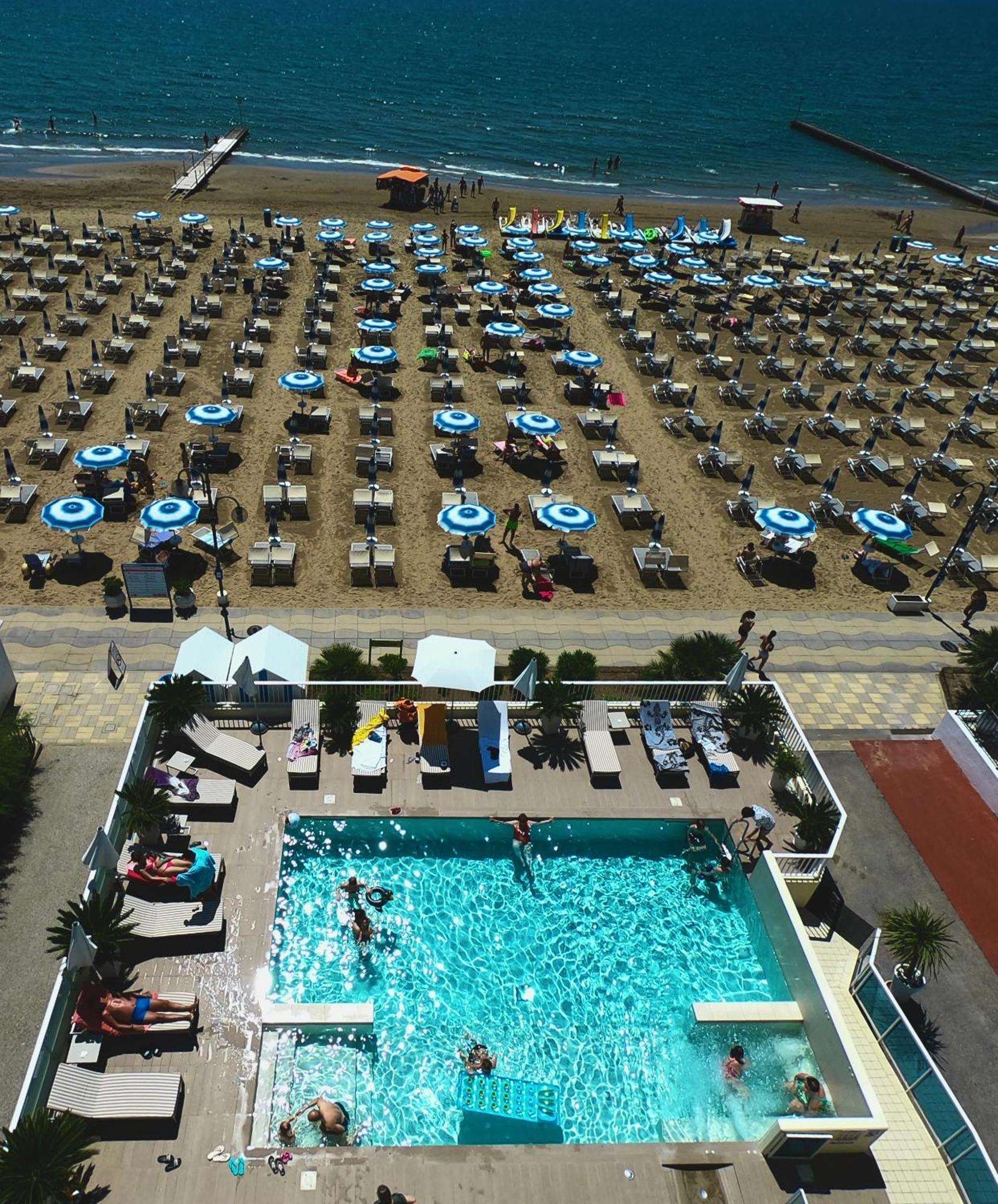 Hotel Canarie Lido di Jesolo Esterno foto