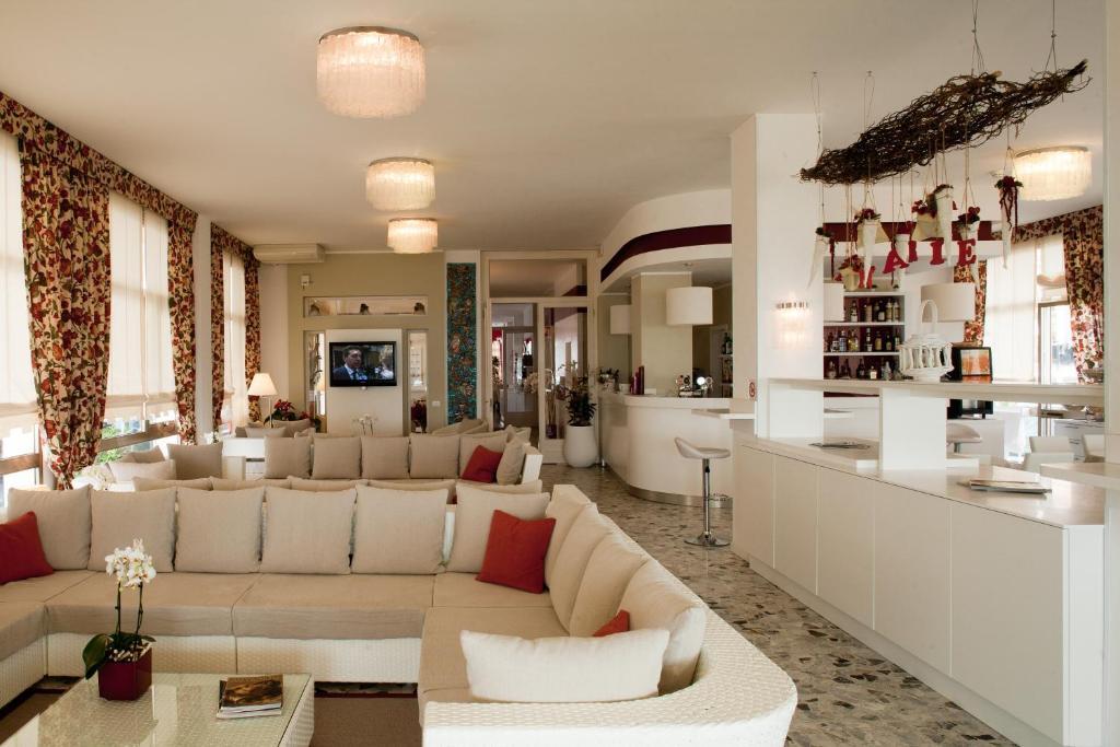 Hotel Canarie Lido di Jesolo Esterno foto
